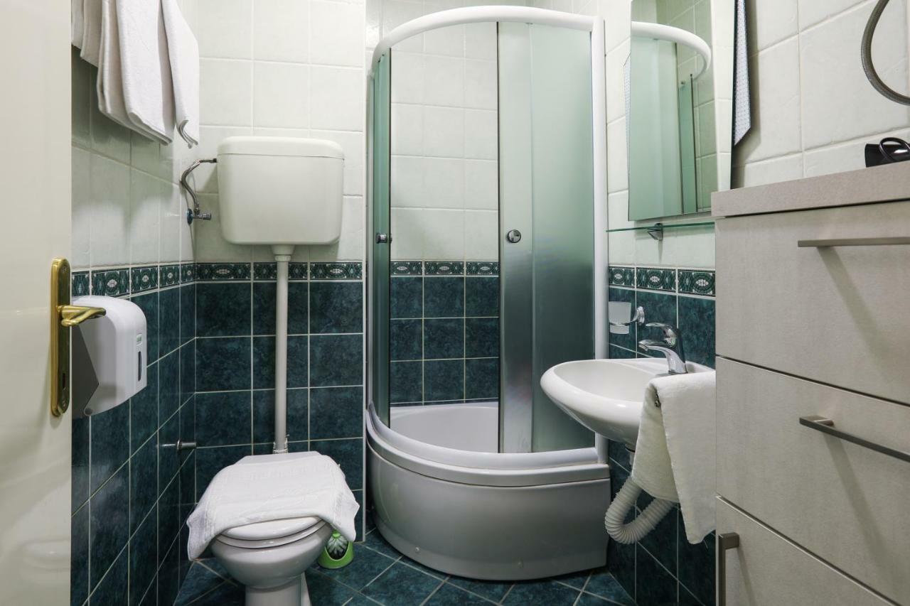 Apartment Promenada 35 ノヴィ・サド エクステリア 写真
